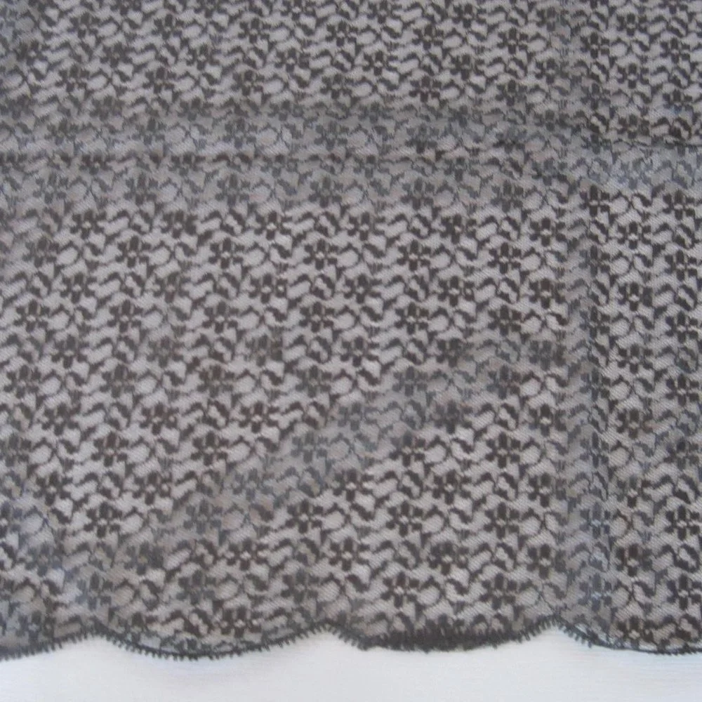Vintage Rectangular Lace Scarf with scalloped edges all around. 20